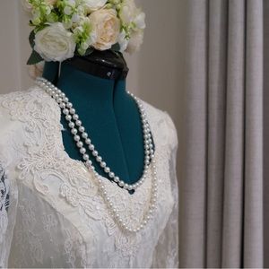 Beaded ILGWU lace wedding dress/ jessica McClintock vibe/ vintage